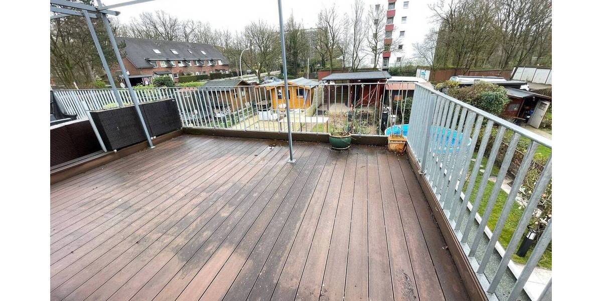 Reihenmittelhaus Hamburg Farmsen-Berne - 3 Zimmer, 105 m&sup2;, 1.650&euro; | Angebot:26798854