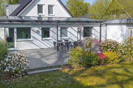 Haus Hamburg / Wellingsbüttel Wellingsbüttel - 7 Zimmer, 237 m&sup2;, 1.410.000&euro; | Angebot:25957864