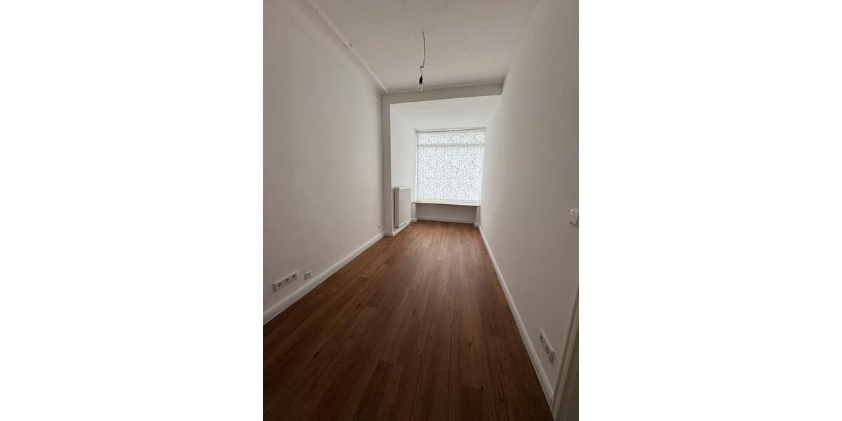 Erdgeschoßwohnung Hamburg Hohenfelde - 5 Zimmer, 135 m&sup2;, 600&euro; | Angebot:25477477