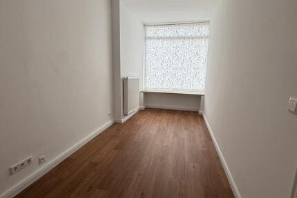 Wohnung Hamburg Hohenfelde - 5 Zimmer, 135 m&sup2;, 600&euro; | Angebot:25477477