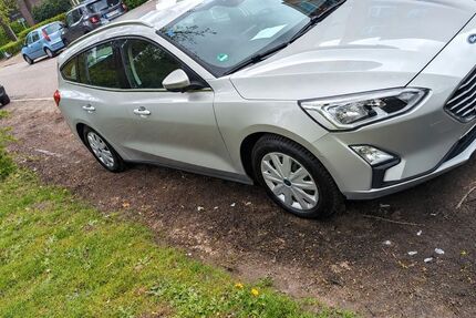 Ford Focus 93.000 km 9.200 &euro; Hamburg 22049