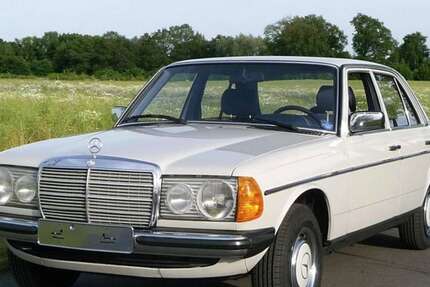 Mercedes-Benz 230 149.000 km 14.200 &euro; Hamburg, Freie und Hansestadt 22523