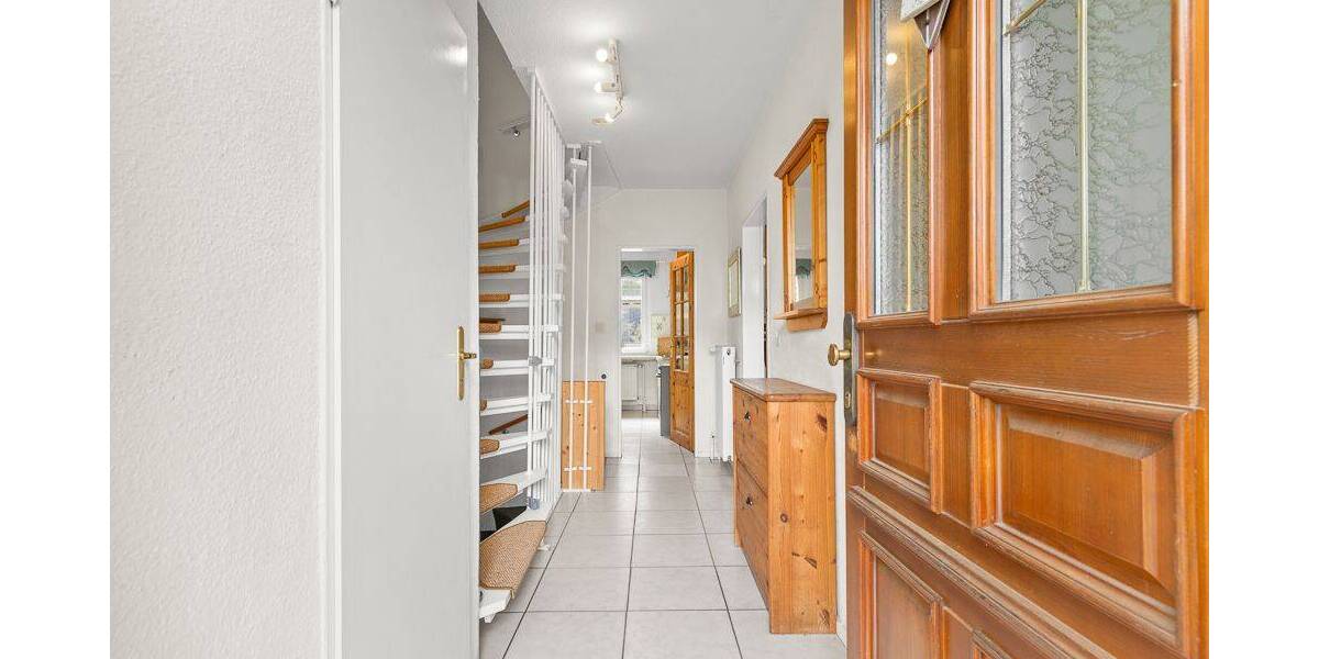 Reihenendhaus Norderstedt / Garstedt Garstedt - 4 Zimmer, 92 m&sup2;, 410.000&euro; | Angebot:26796804