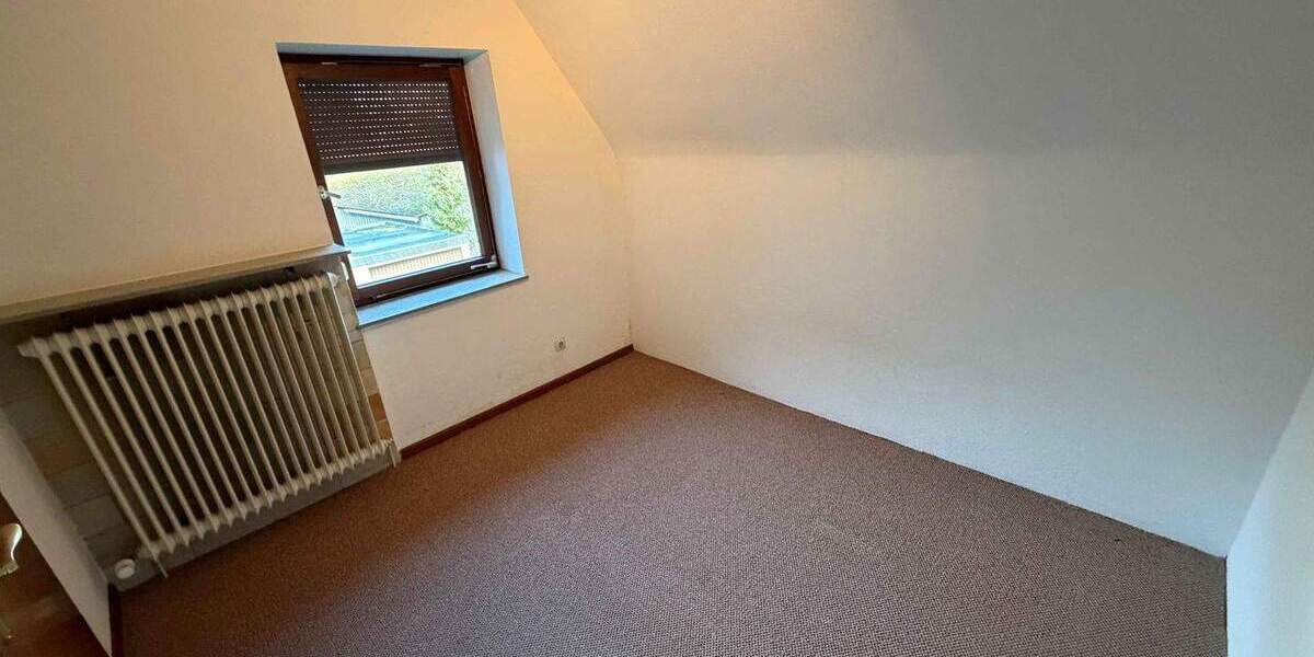 Mehrfamilienhaus, Wohnhaus Heist - 8 Zimmer, 214 m&sup2;, 495.000&euro; | Angebot:25742353