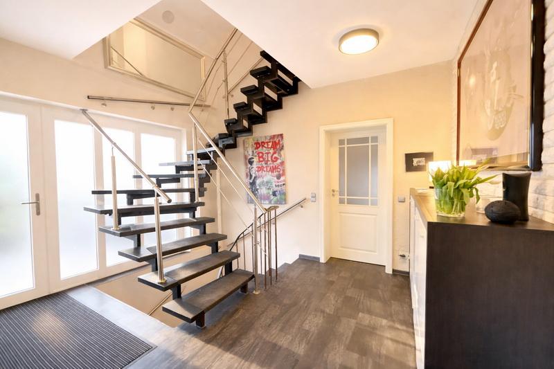 * Zuhause mit Lebensqualität * Viel Platz für die ganze Familie - Einfamilienhaus Alveslohe | Angebot:25810127