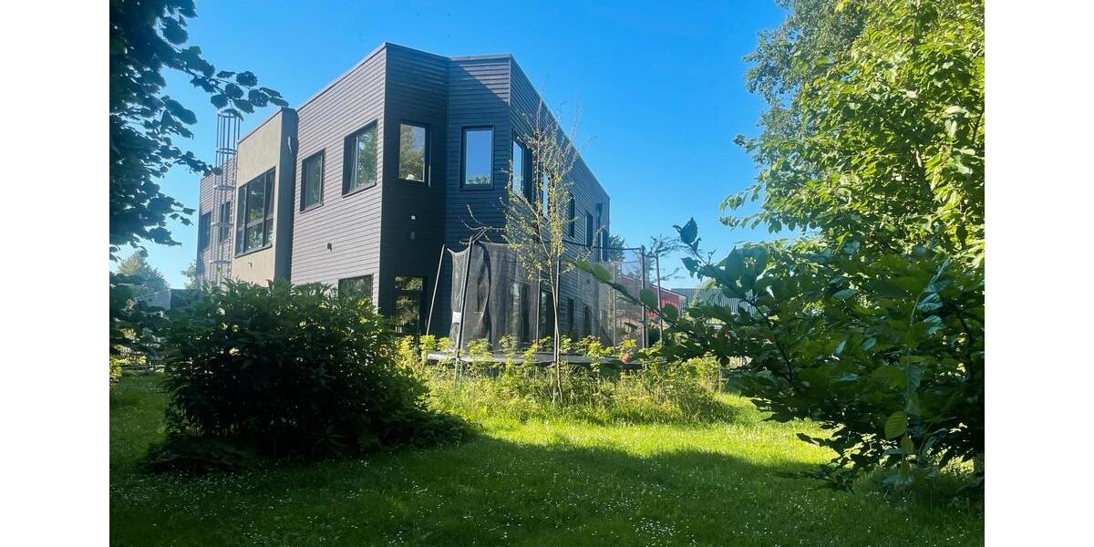 Einfamilienhaus Barmstedt - 8 Zimmer, 400 m&sup2;, 799.000&euro; | Angebot:26594493