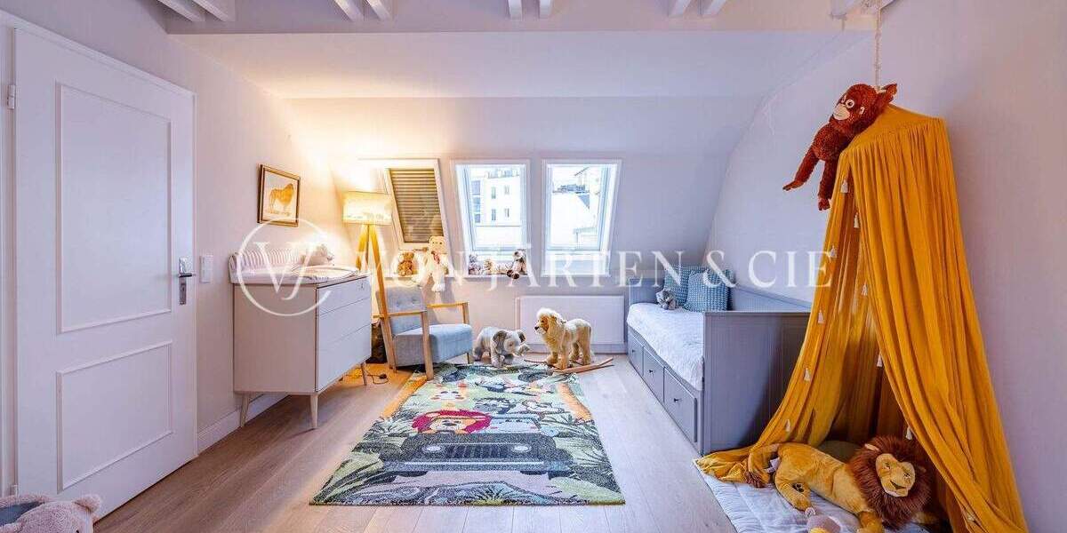Mehrfamilienhaus, Wohnhaus Hamburg Rotherbaum - 4 Zimmer, 181 m&sup2;, 2.190.000&euro; | Angebot:25772175