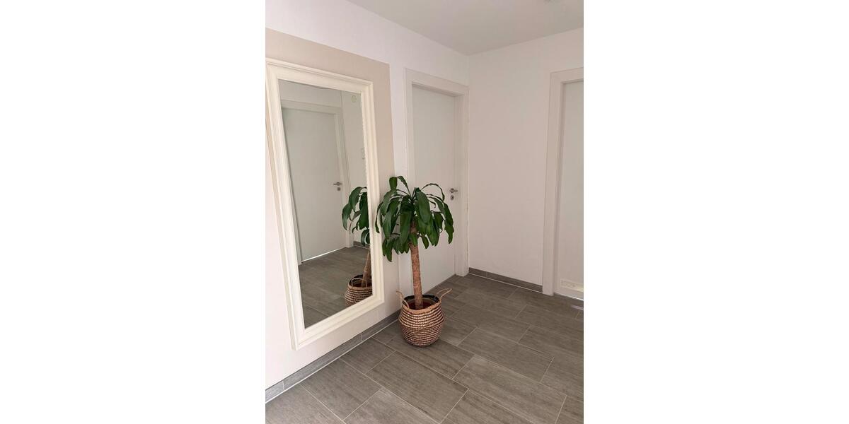 Dachgeschoßwohnung Pinneberg - 3 Zimmer, 63 m&sup2;, 750&euro; | Angebot:25963515