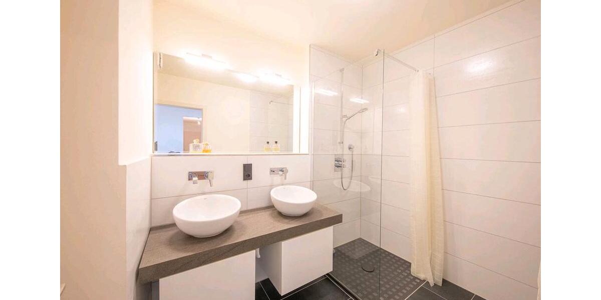 Etagenwohnung Pinneberg - 2.5 Zimmer, 76 m&sup2;, 250.000&euro; | Angebot:26975873