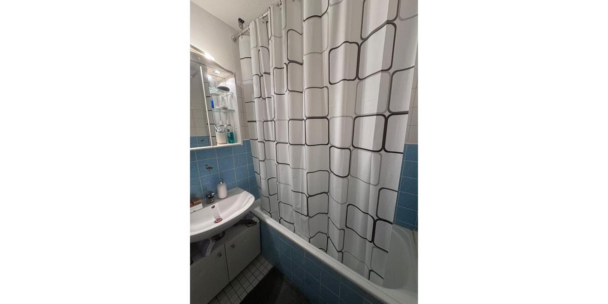 Etagenwohnung Pinneberg - 1 Zimmer, 1 m&sup2;, 440&euro; | Angebot:25415922