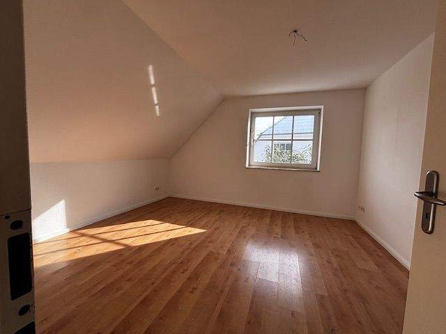 Doppelhaushälfte Lütjensee - 4 Zimmer, 120 m&sup2;, 1.780&euro; | Angebot:25660978