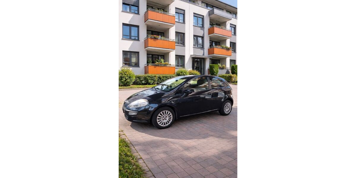 Fiat Punto Evo 152.000 km 2.950 &euro; Hamburg 22159