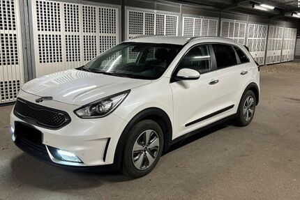 Kia Niro 12.500 km 15.500 &euro; Hamburg 22549