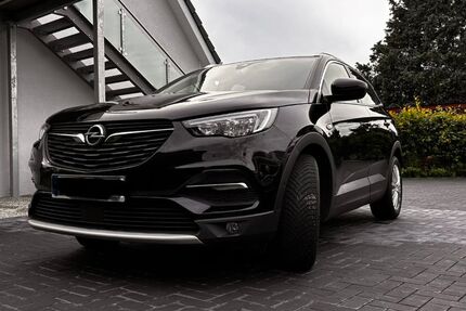Opel Grandland (X) 135.555 km 14.850 &euro; Elmshorn 25335