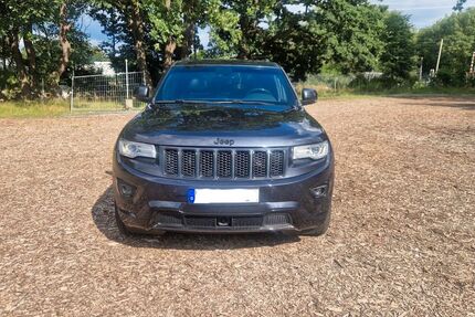 Jeep Grand Cherokee 192.000 km 12.300 &euro; Hamburg 22523