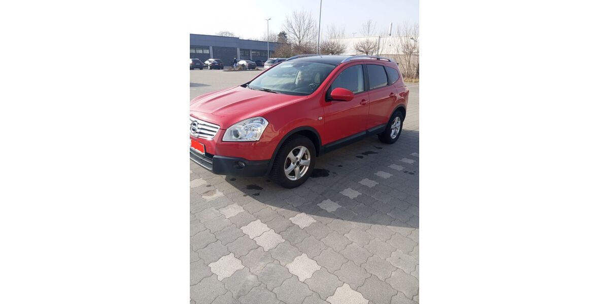 Nissan Qashqai+2 232.539 km 4.300 &euro; Lasbek 23847
