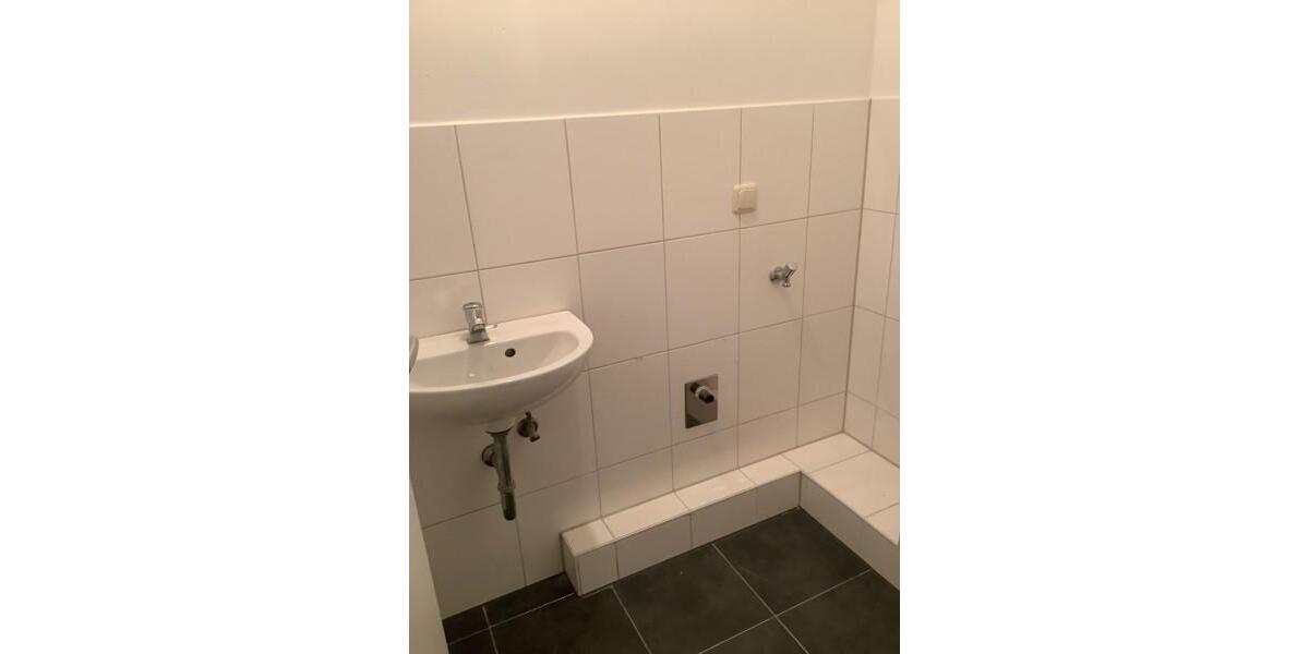 Etagenwohnung Hamburg Wandsbek - 2 Zimmer, 68 m&sup2;, 741&euro; | Angebot:26015963
