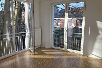 Wohnung Hamburg Schnelsen - 4 Zimmer, 112 m&sup2;, 1.713&euro; | Angebot:25864009