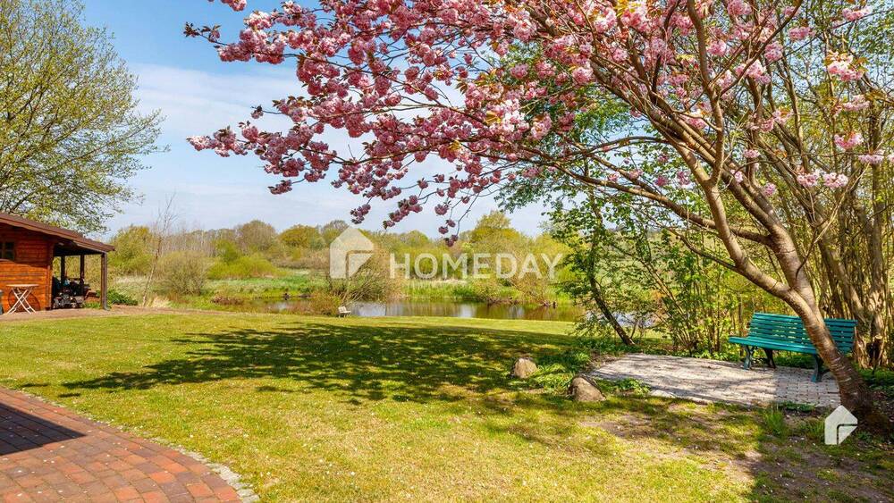 Bungalow Bad Bramstedt / OT Hitzhusen Hitzhusen - 5 Zimmer, 120 m&sup2;, 1.400.000&euro; | Angebot:25738245