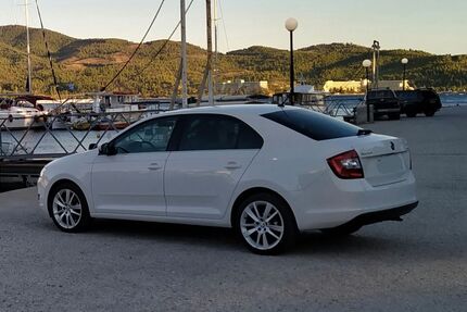 Skoda Rapid 103.700 km 10.600 &euro; Hamburg 22159