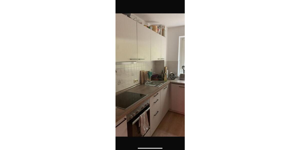 Etagenwohnung Hamburg Wandsbek - 1 Zimmer, 83 m&sup2;, 950&euro; | Angebot:25166694