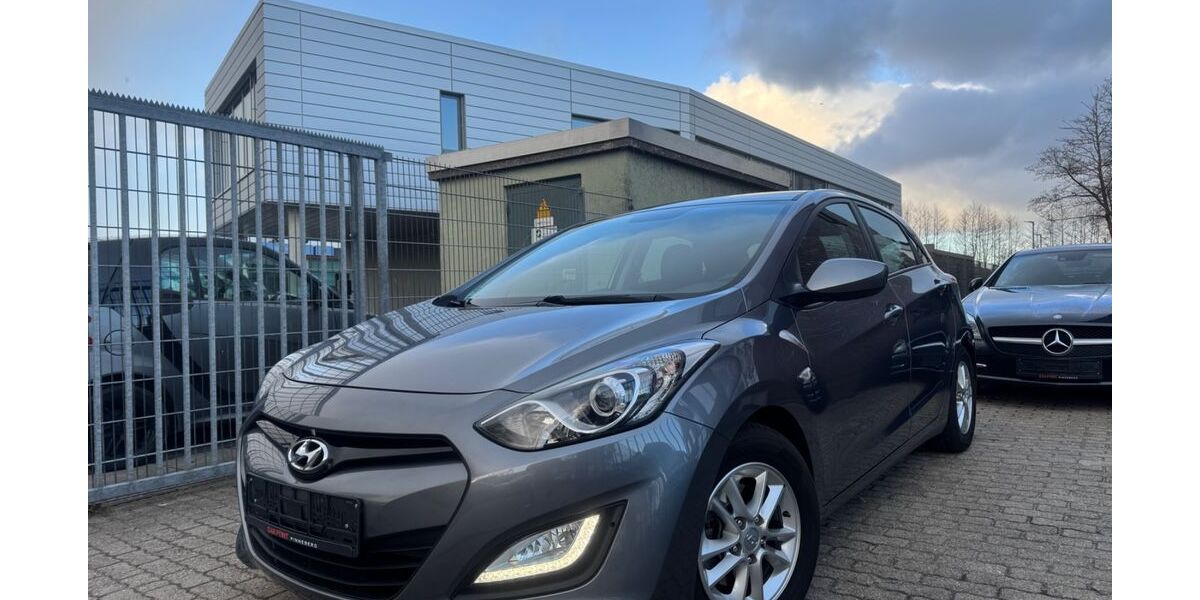 Hyundai i30 79.000 km 8.900 &euro; Pinneberg 25421