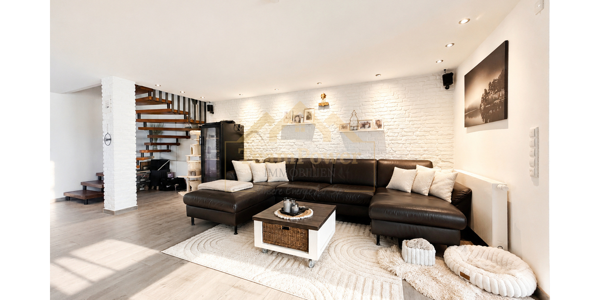 Familientraum - bereits modernisiert - Koffer packen und einziehen! - Reihenendhaus Bad Bramstedt | Angebot:27191568