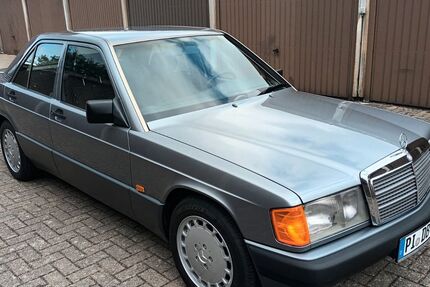 Mercedes-Benz 190 125.000 km 13.900 &euro; Elmshorn 25337