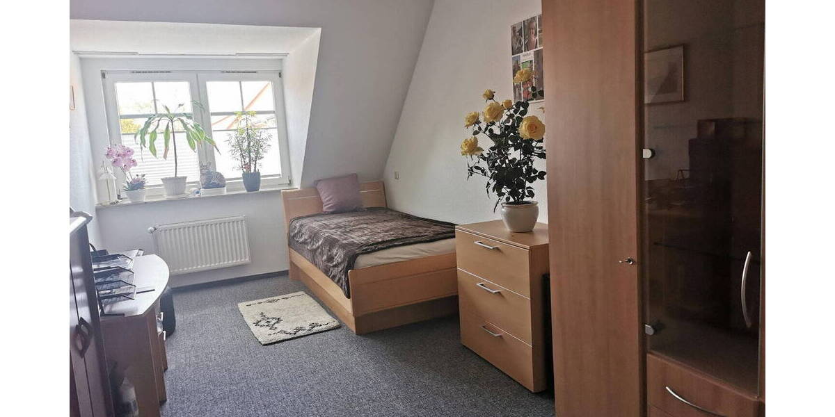 Reihenmittelhaus Elmshorn - 4 Zimmer, 127 m&sup2;, 384.000&euro; | Angebot:25996833