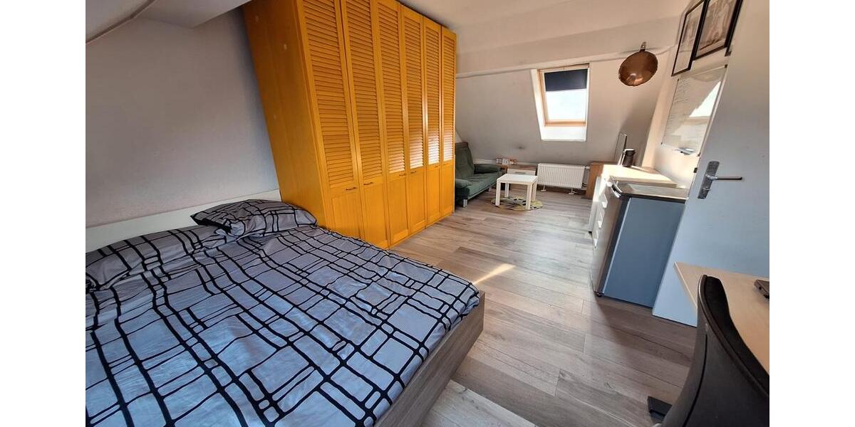 Dachgeschoßwohnung Hamburg Harburg - 2 Zimmer, 25 m&sup2;, 650&euro; | Angebot:25838898