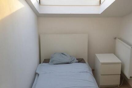 Wohnung Hamburg Harburg - 4 Zimmer, 48 m&sup2;, 390&euro; | Angebot:25871956