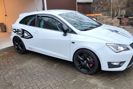 Seat Ibiza 112.000 km 10.499 &euro; Hamburg 22159