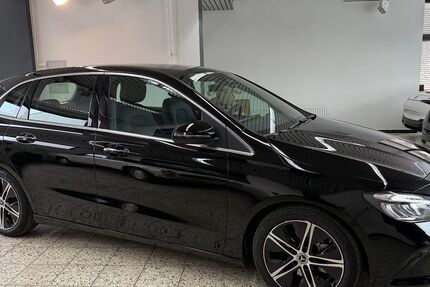 Mercedes-Benz B 200 6.880 km 31.845 &euro; Hamburg 22047