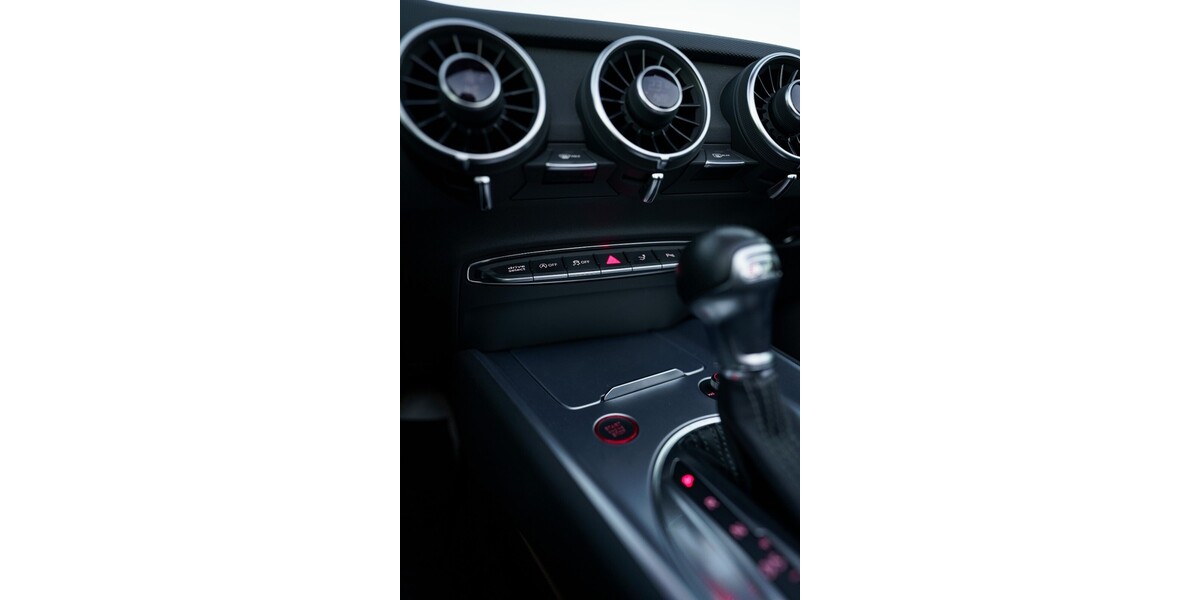 Audi tts 39.117 km 37.999 &euro; Hamburg 20038