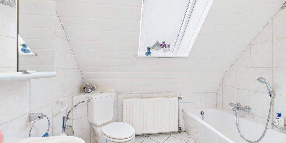 Einfamilienhaus Groß Niendorf - 6 Zimmer, 186 m&sup2;, 399.000&euro; | Angebot:25672615