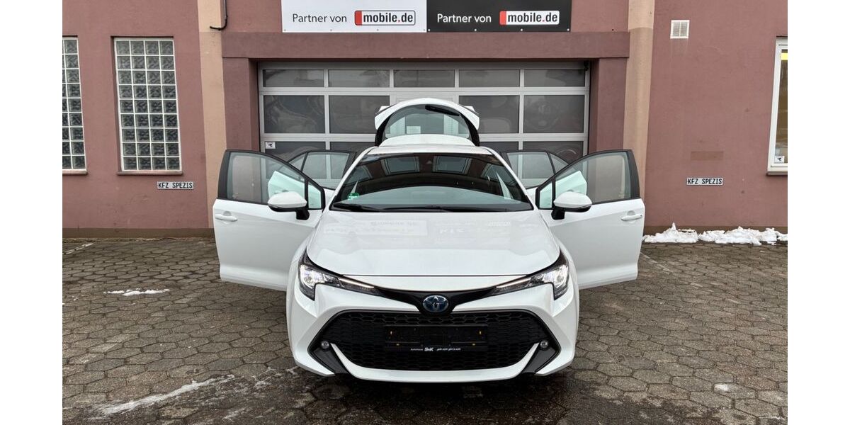 Toyota Corolla 20.927 km 20.770 &euro; Hamburg 20537