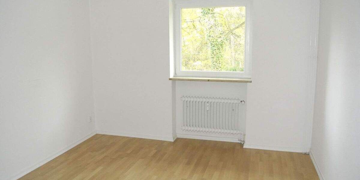 Etagenwohnung Hamburg Rissen - 3 Zimmer, 122 m&sup2;, 1.690&euro; | Angebot:25741583