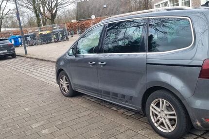 Seat Alhambra 222.000 km 10.500 &euro; Rellingen 25462