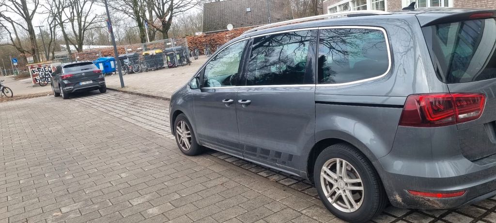 Seat Alhambra 222.000 km 10.500 &euro; Rellingen 25462