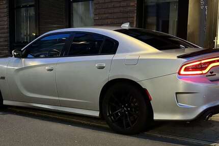 Dodge Charger 67.000 km 39.000 &euro; Uetersen 25436