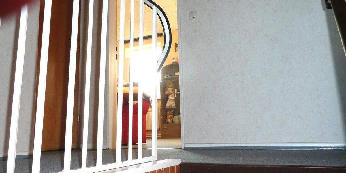 Mehrfamilienhaus, Wohnhaus Barmstedt - 5 Zimmer, 152 m&sup2;, 265.000&euro; | Angebot:25797276