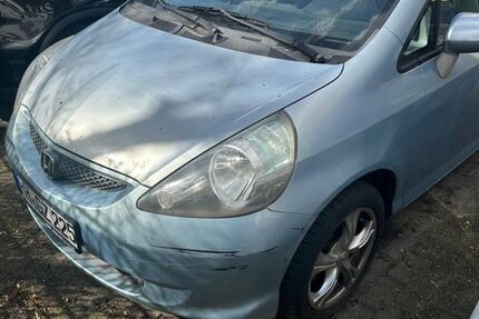 Honda Jazz 197.400 km 2.500 &euro; Hamburg 22549