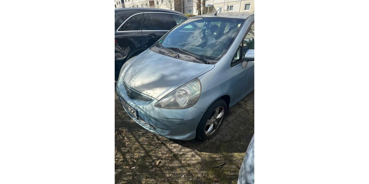 Honda Jazz 197.400 km 2.500 &euro; Hamburg 22549