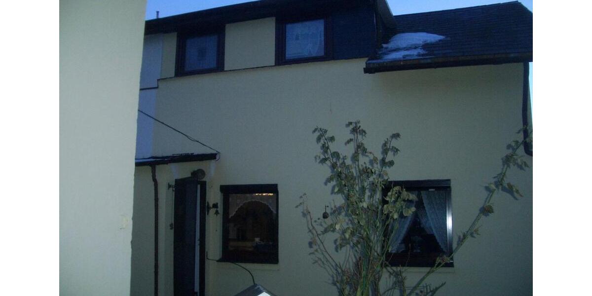 Mehrfamilienhaus, Wohnhaus Hamburg Altona - 12 Zimmer, 180 m&sup2;, 760.000&euro; | Angebot:22607741