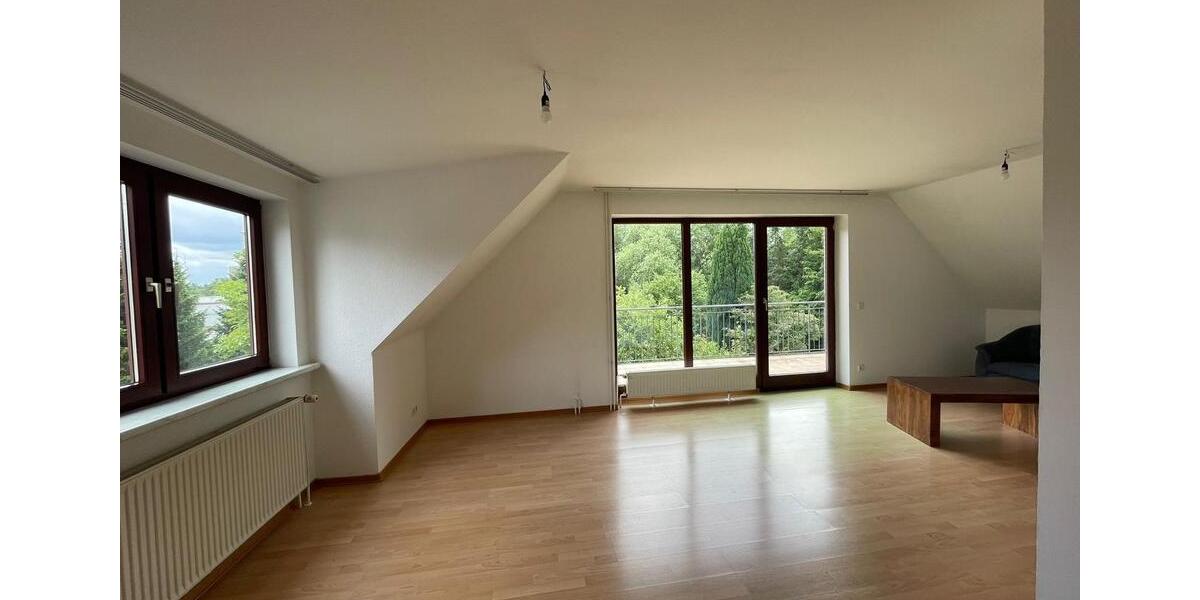 Dachgeschoßwohnung Hamburg Eppendorf - 4 Zimmer, 103 m&sup2;, 1.850&euro; | Angebot:25176633