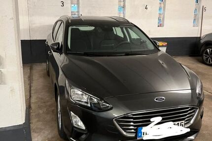 Ford Focus 15.500 km 18.000 &euro; Hamburg 22119