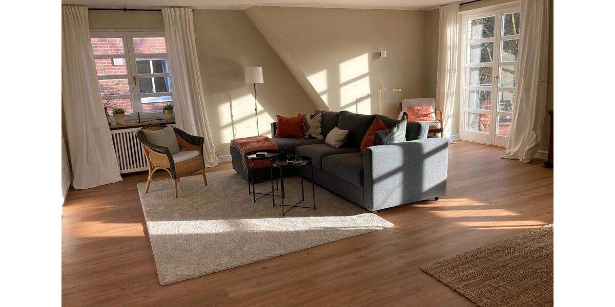 Etagenwohnung Hamburg Altona - 2 Zimmer, 100 m&sup2;, 2.600&euro; | Angebot:25971262