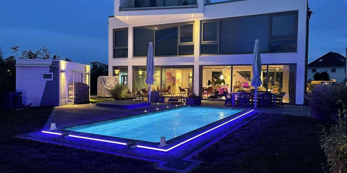 Einfamilienhaus Bad Bramstedt - 7 Zimmer, 373 m&sup2;, 2.150.000&euro; | Angebot:24317139