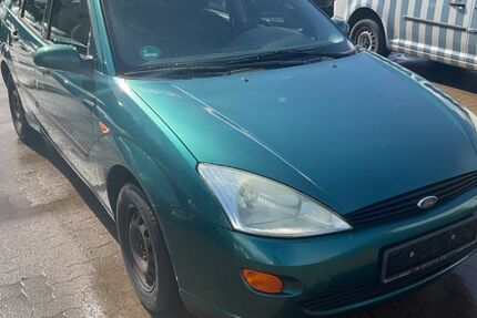 Ford Focus 224.481 km 999 &euro; Hamburg 21107