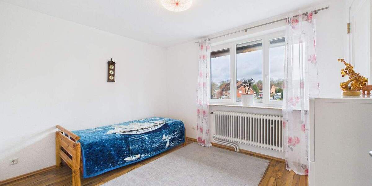 Reihenendhaus Bad Oldesloe - 4 Zimmer, 102 m&sup2;, 310.000&euro; | Angebot:25772780